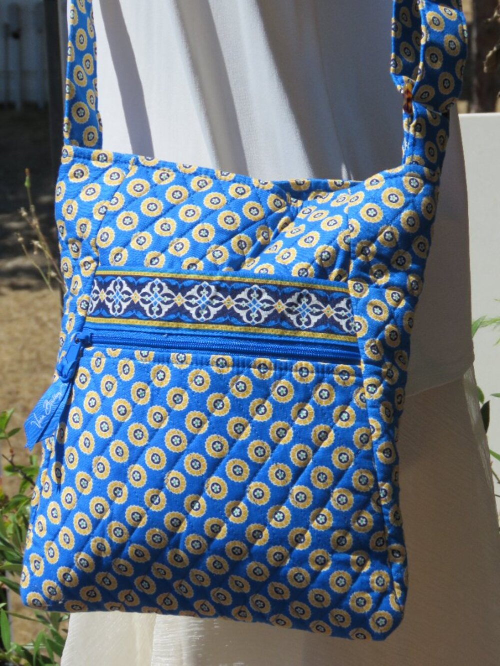 VERA BRADLEY Riviera Blue Hipster Crossbody NWT.